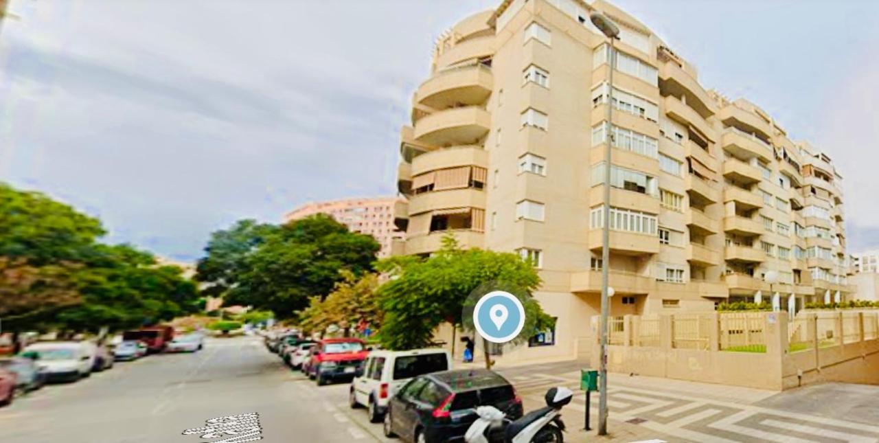 Guest House Teatinos Málaga Esterno foto