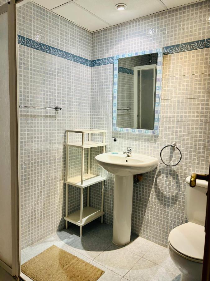 Guest House Teatinos Málaga Esterno foto